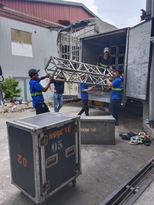 Bốc xếp thiết bị sự kiện
